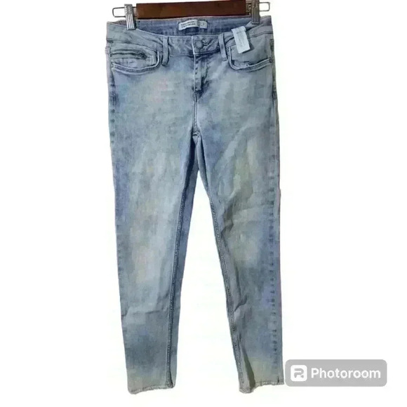 Zara Denim - P5023 zara basic z1975 denim acid wash light wash jeans size 28 raw hem